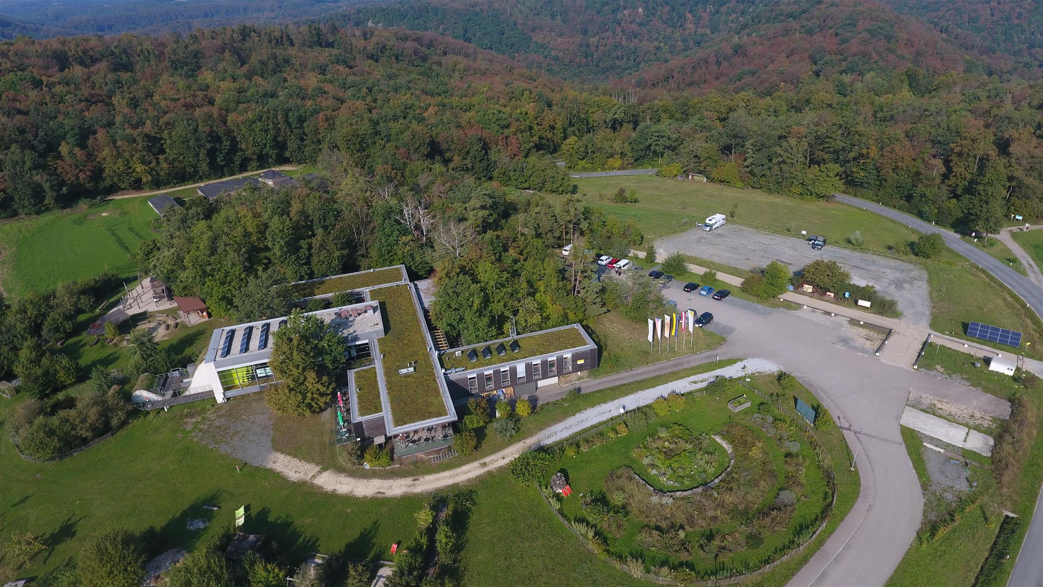 Nationalparkhaus aus der Vogelperspektive